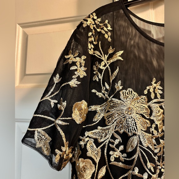 Betsy & Adam Black and Gold Floral Dress/gown
Full length - Picture 6 of 9